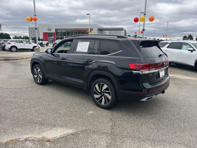 2024 Volkswagen Atlas SE Technology photo 4