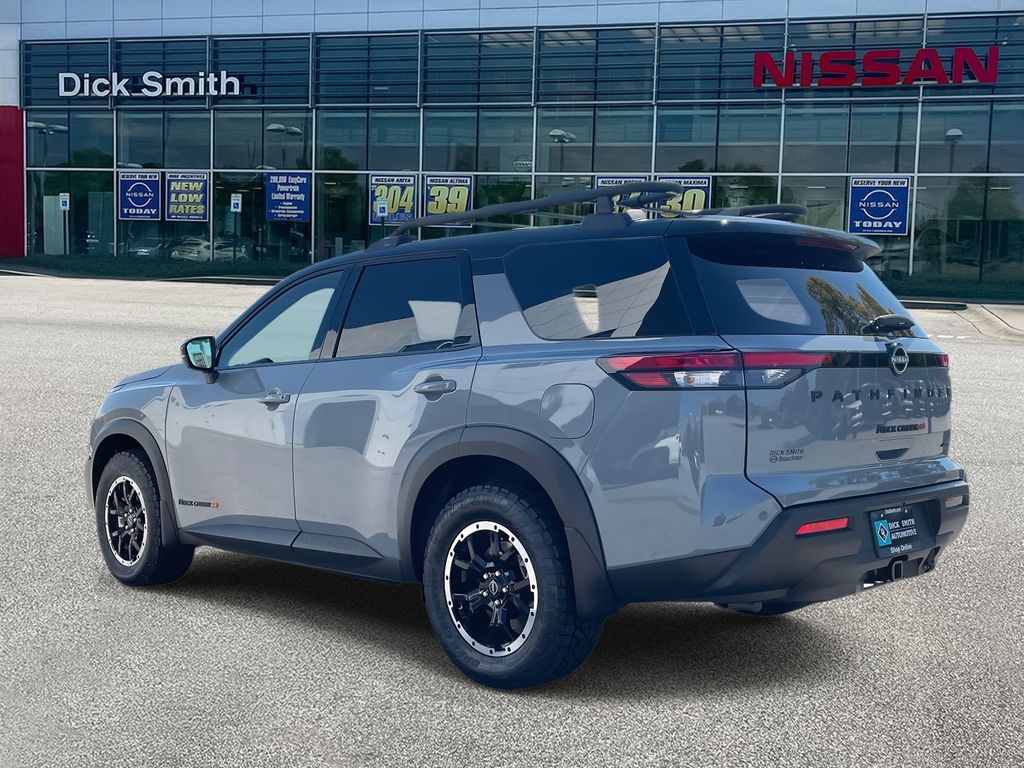 2025 Nissan Pathfinder Rock Creek photo 4