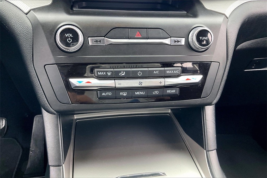 2020 FORD EXPLORER - Image 32