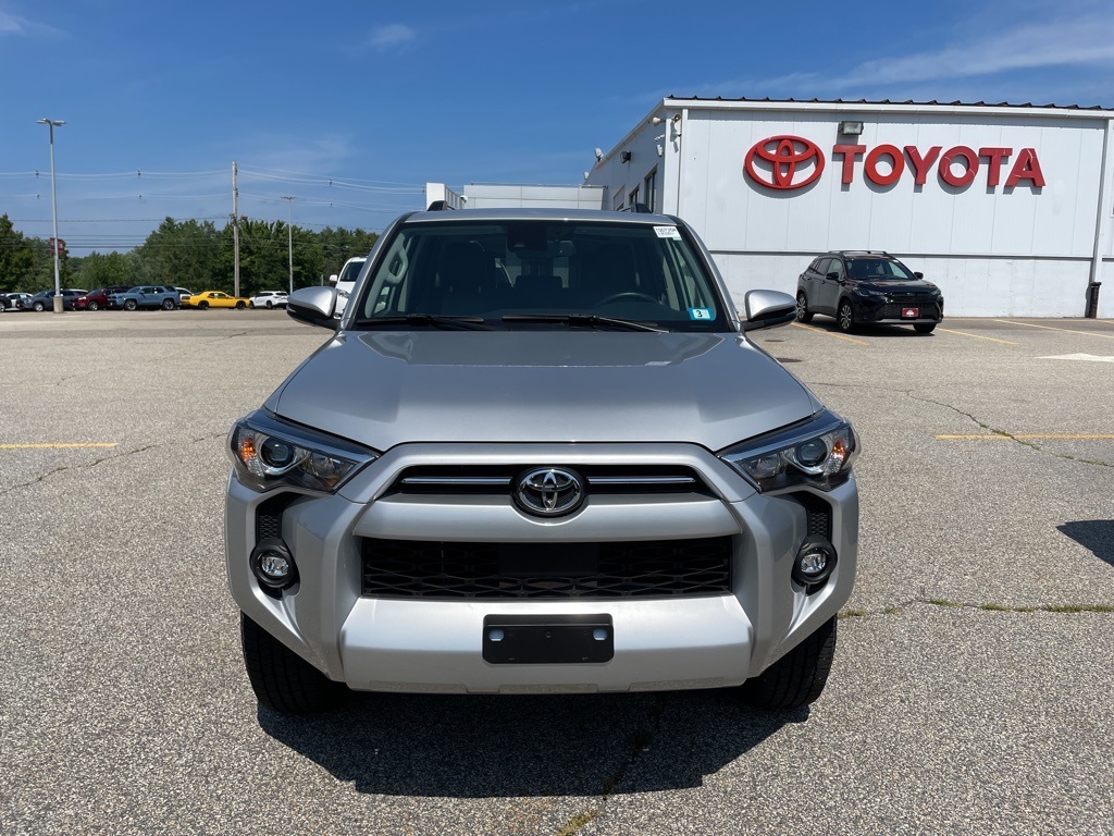2022 Toyota 4Runner SR5 Premium photo 2