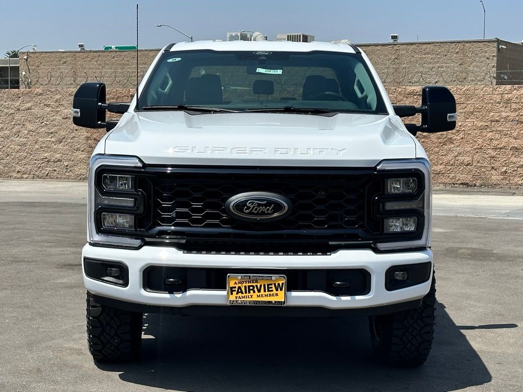 2025 Ford F-250 Super Duty Lariat