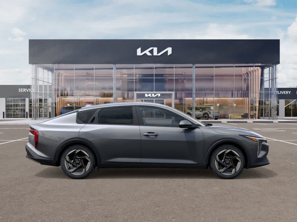 2025 Kia K4 EX photo 13