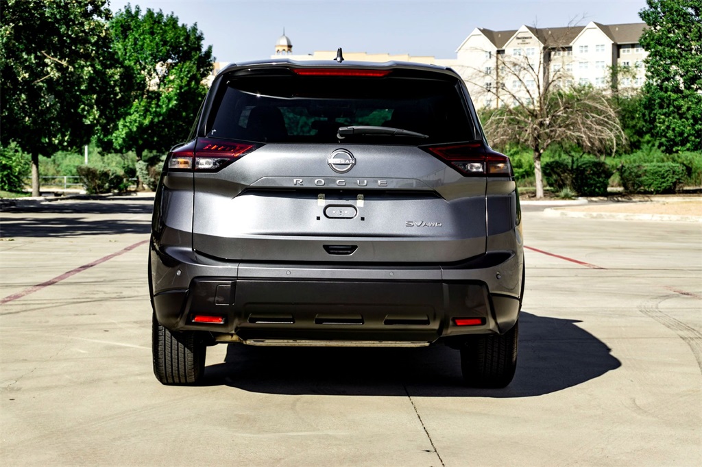 2024 Nissan Rogue SV photo 5