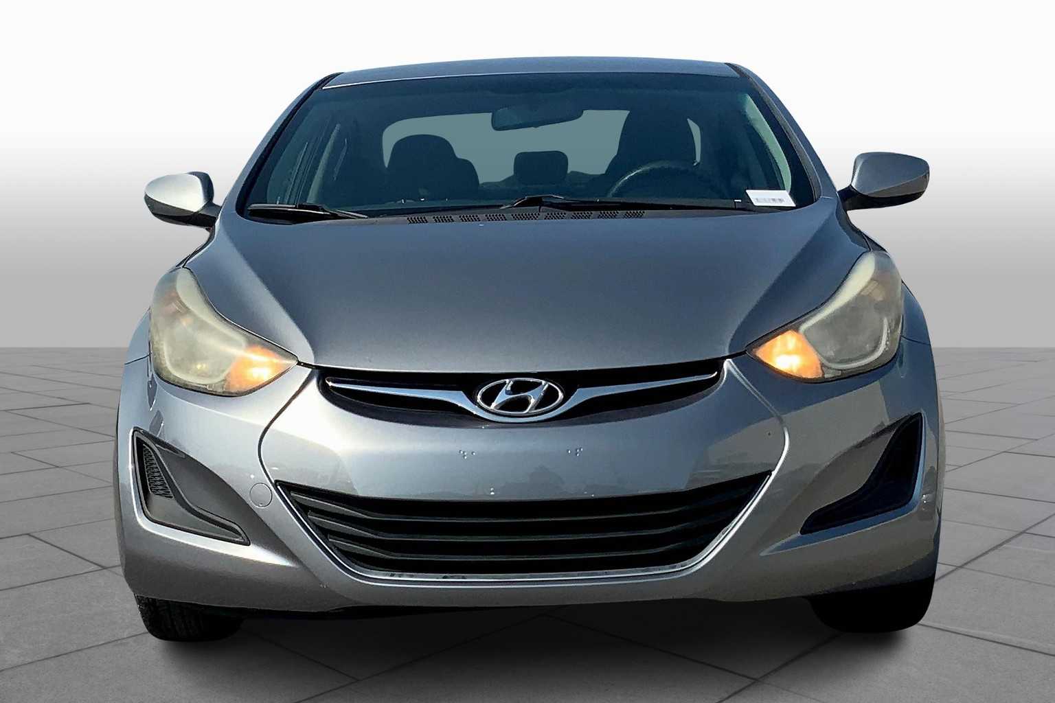 2014 Hyundai Elantra SE photo 3