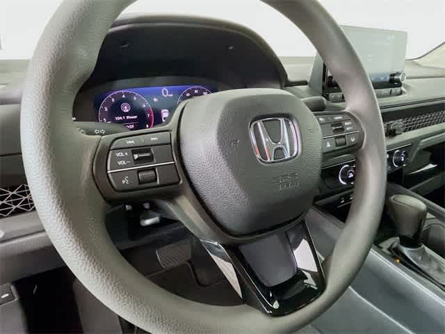 2025 Honda Accord LX photo 13