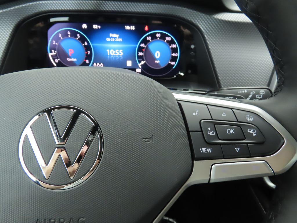 2026 Volkswagen Atlas Cross Sport SEL R-Line photo 12