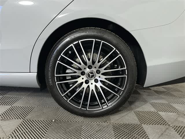 2025 Mercedes Benz C 300 4MATIC photo 12