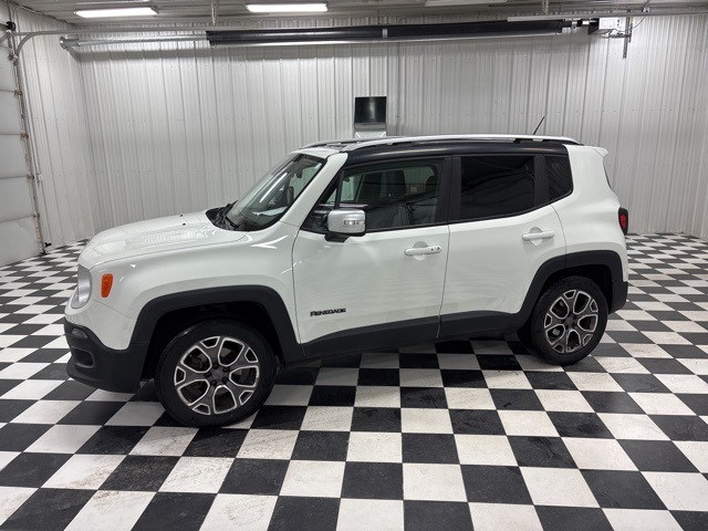 2015 Jeep Renegade Limited's photo