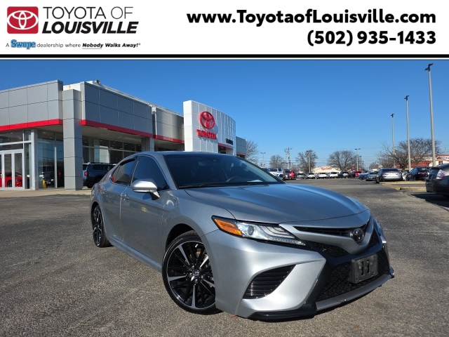 2019 Toyota Camry XSE's photo