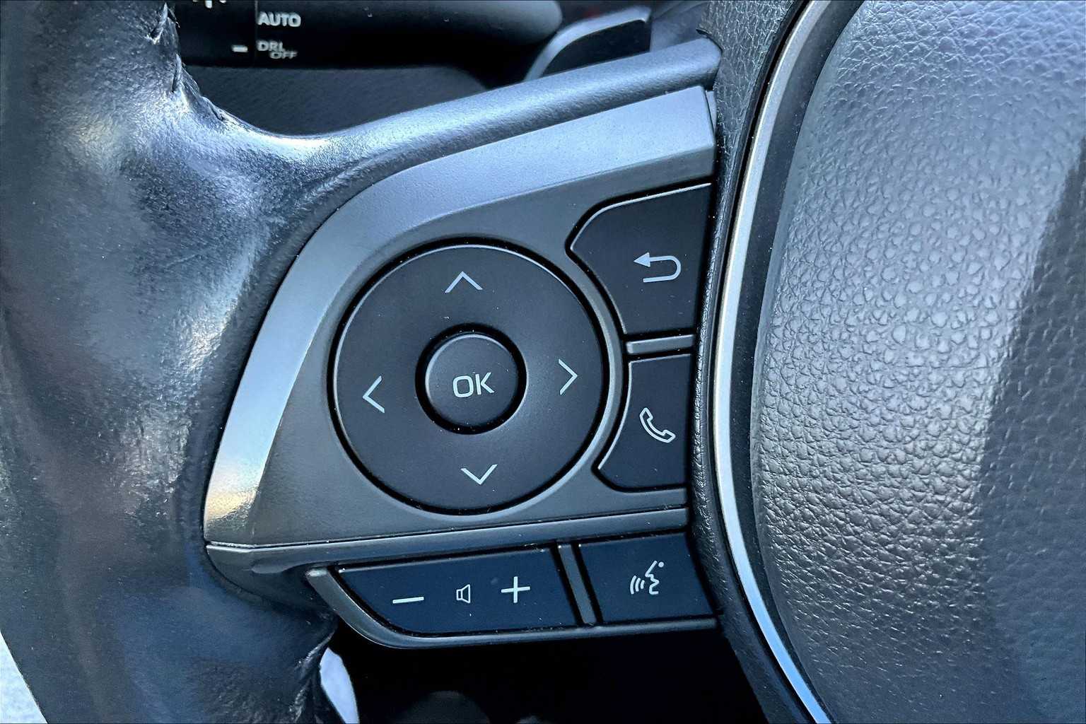 2020 Toyota Corolla SE photo 20
