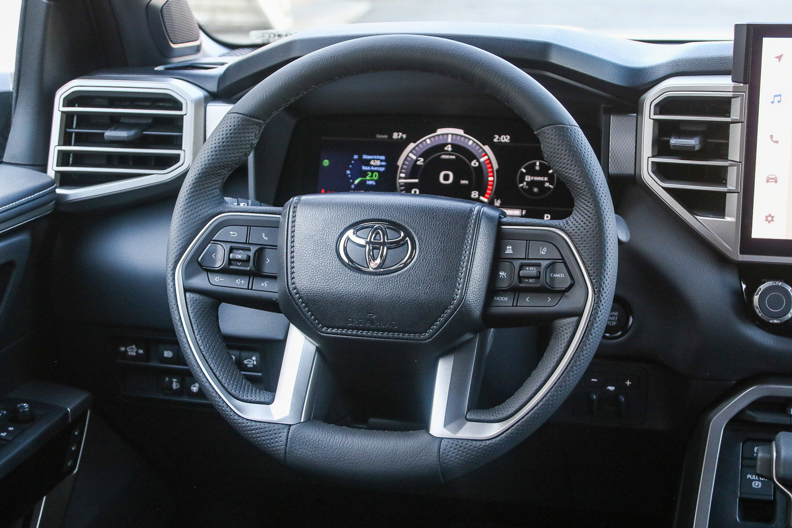 2026 Toyota Tundra Limited CrewMax photo 12