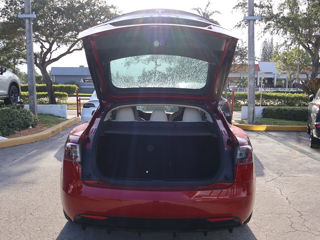 2017 Tesla Model S 75 photo 19