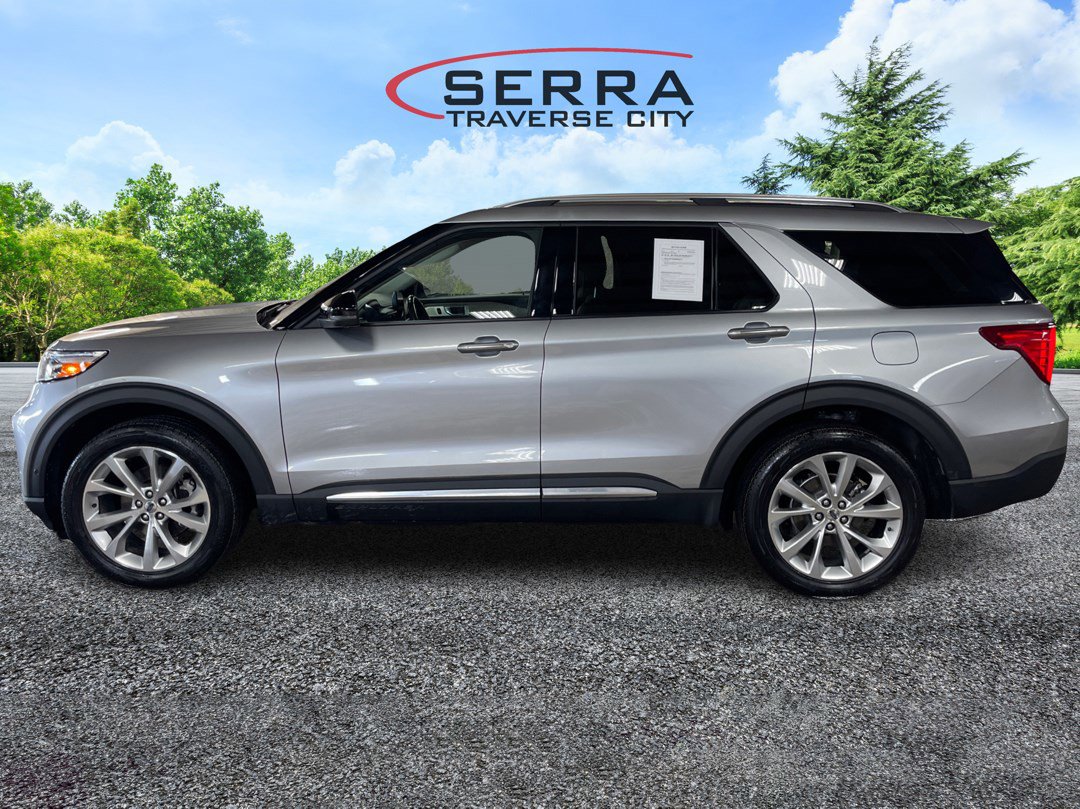 2022 Ford Explorer Platinum photo 4