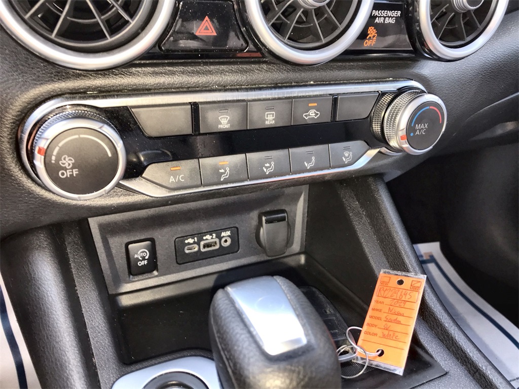 2024 Nissan Sentra SV photo 18
