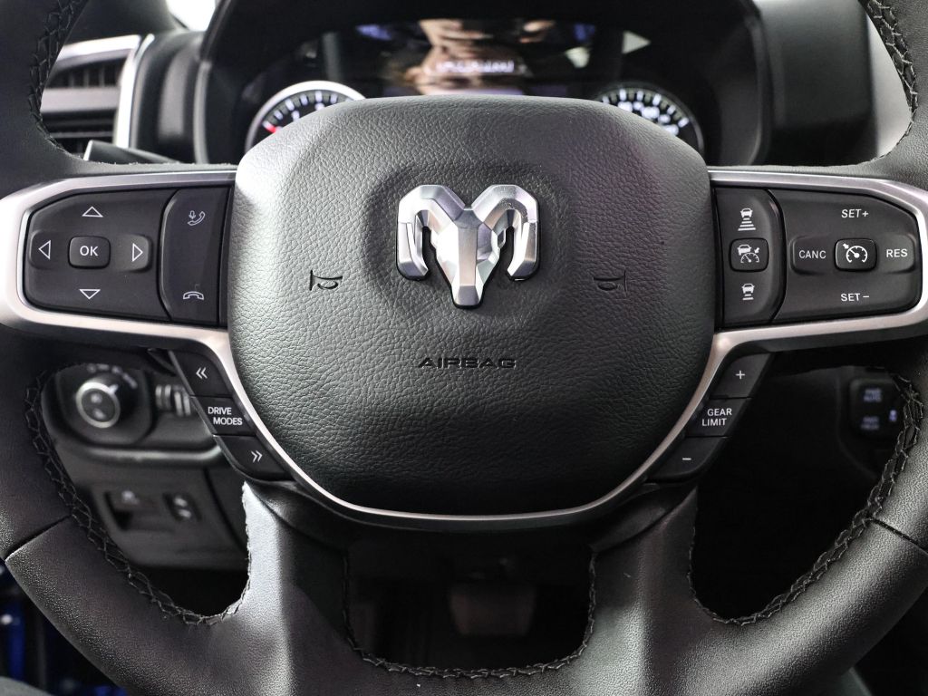 2025 Ram 1500 Big Horn photo 6