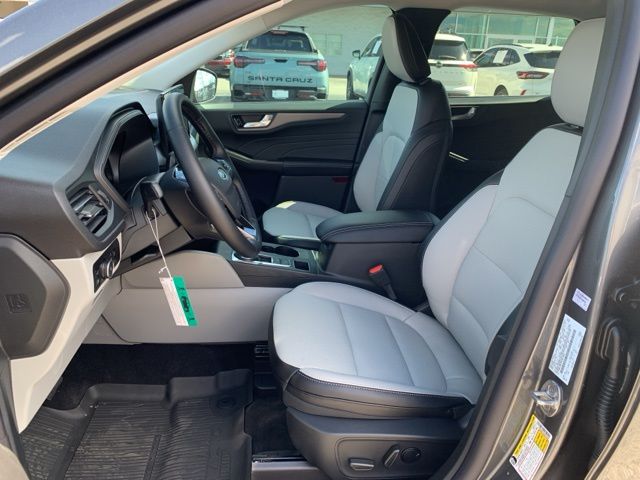 2025 Ford Escape Plug-In Hybrid Base photo 11