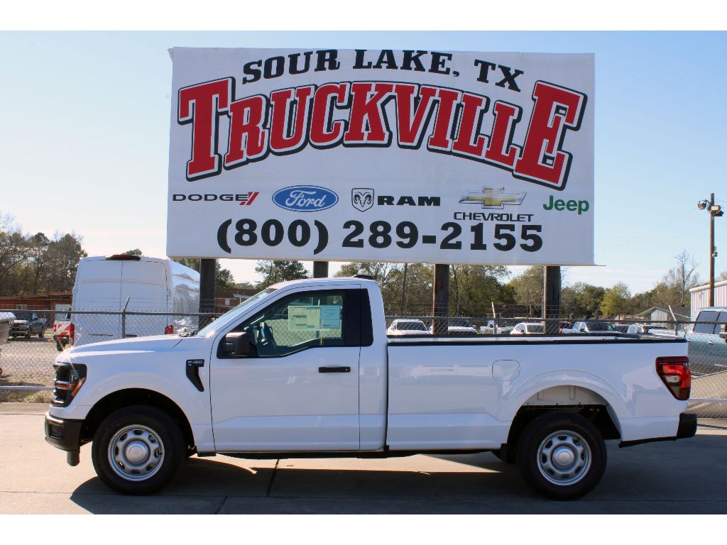 2026 Ford F-150 XL's photo