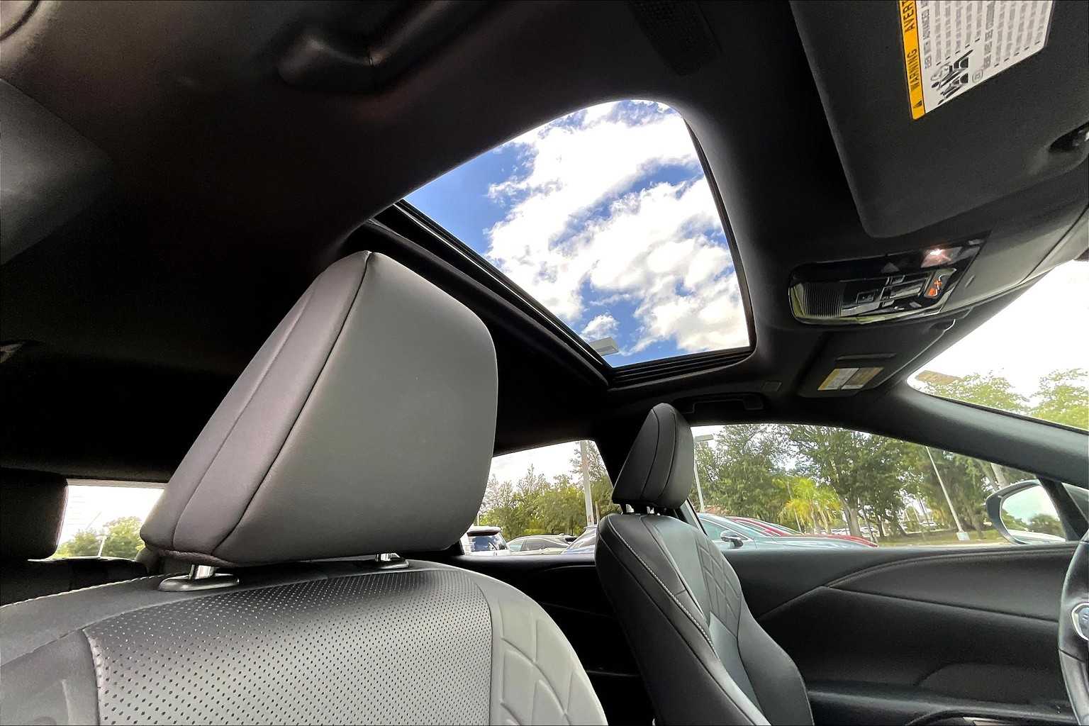 2024 Lexus RX Premium photo 13