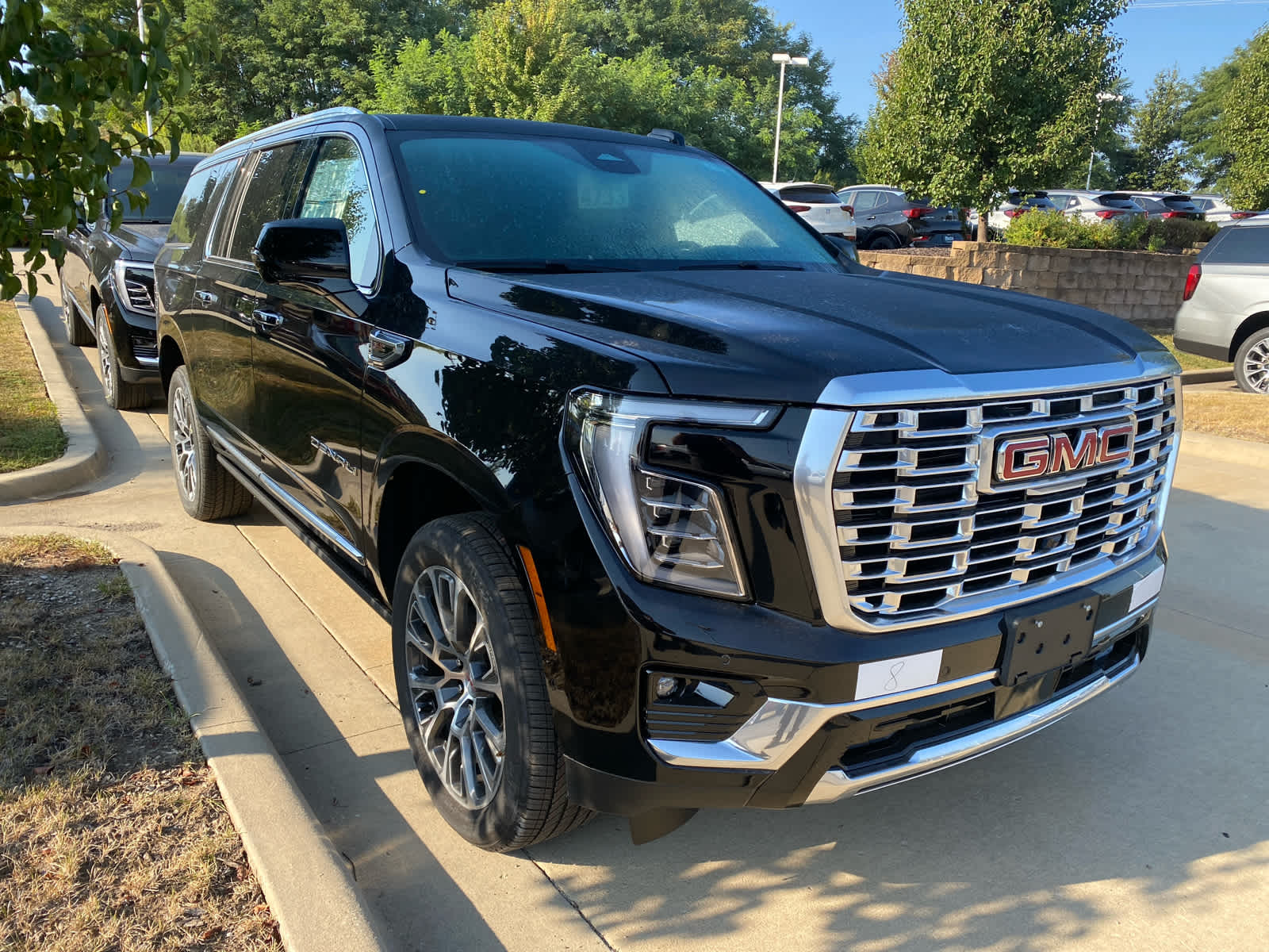 2025 Gmc Yukon XL Denali photo 3