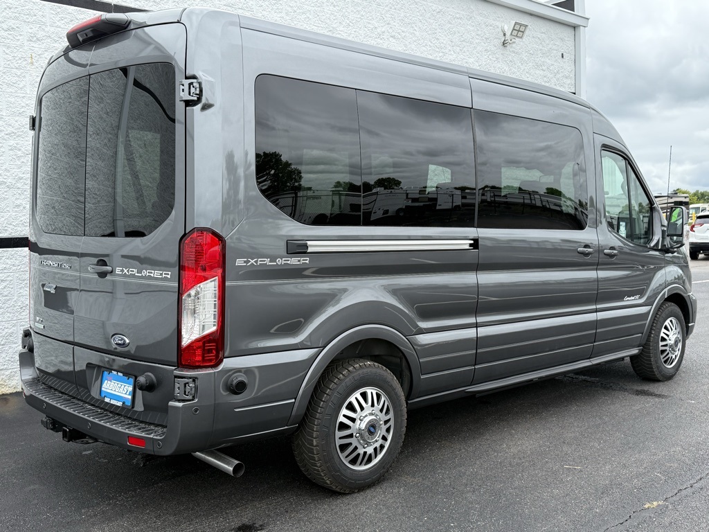 2025 Ford Transit Van photo 3