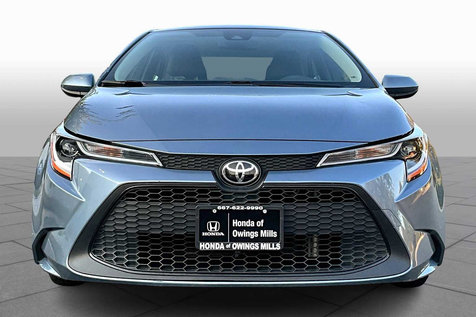 2021 Toyota Corolla LE photo 3