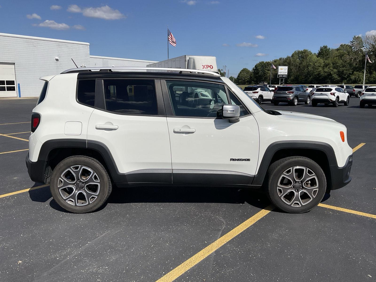 2017 Jeep Renegade Limited photo 5