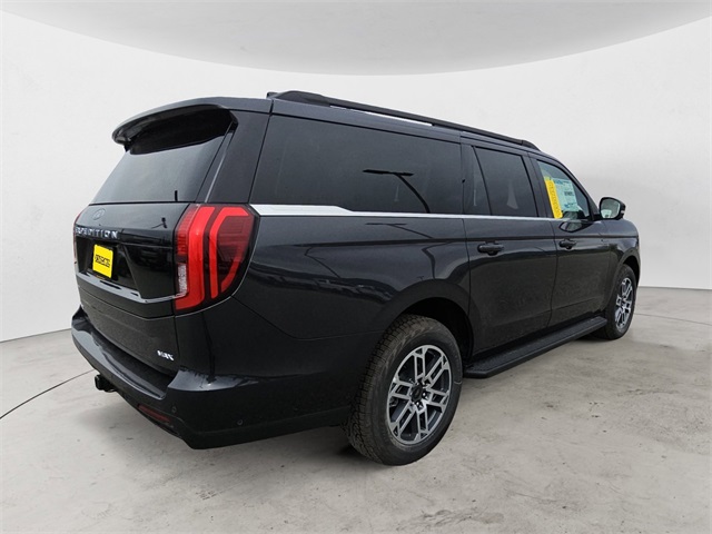 2025 Ford Expedition MAX photo 4