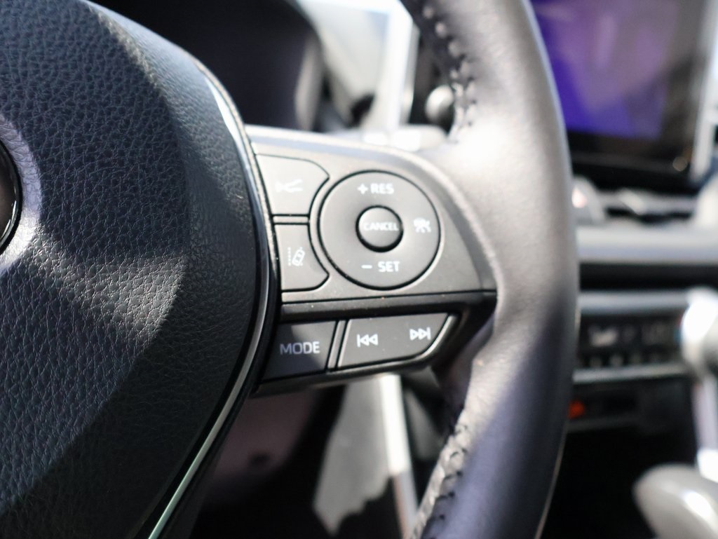 2024 Toyota RAV4 Hybrid SE photo 26