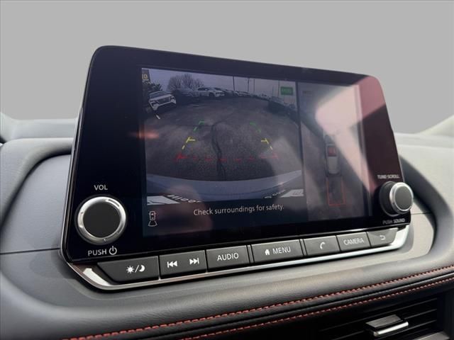 2025 Nissan Rogue SV photo 3
