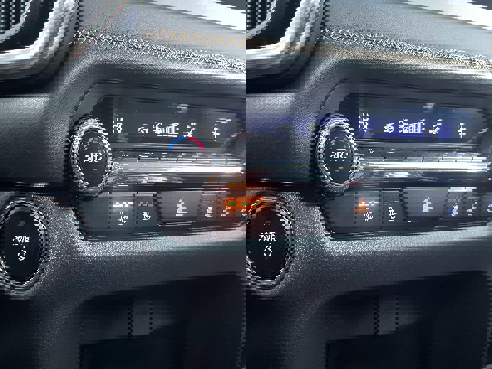 2025 Mazda CX-50 Premium Plus photo 18