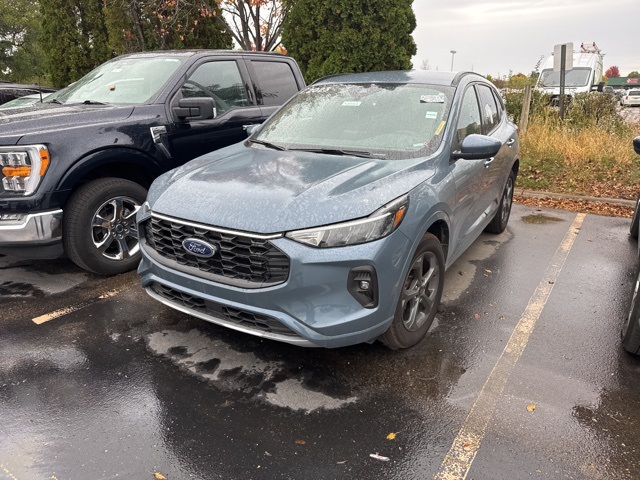 Used 2023 Ford Escape ST-Line Select with VIN 1FMCU9NA6PUA34417 for sale in Apple Valley, Minnesota