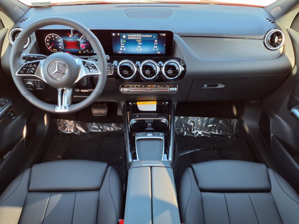 2026 Mercedes Benz GLA 250 4MATIC photo 4