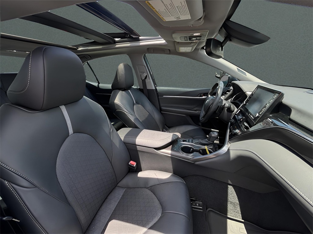 2024 Toyota Camry XSE photo 16
