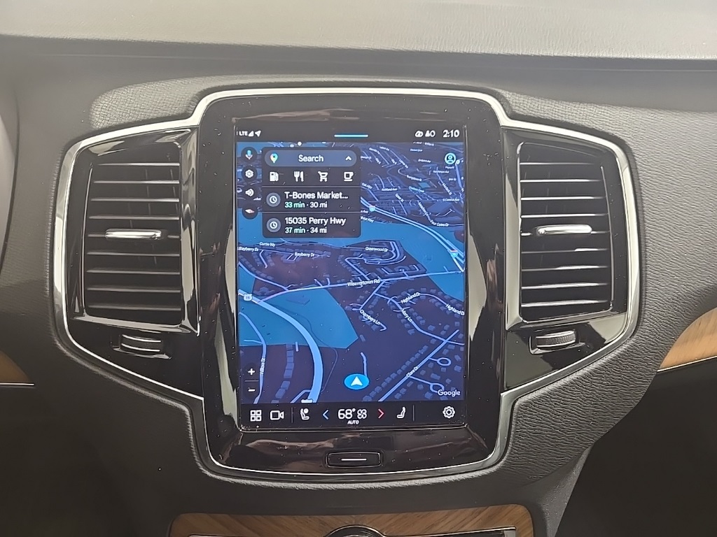 2023 Volvo XC90 Plus photo 15