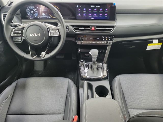 2026 Kia Seltos EX photo 17