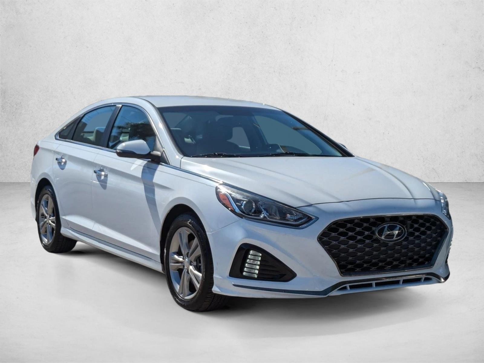 2019 Hyundai Sonata SEL photo 3