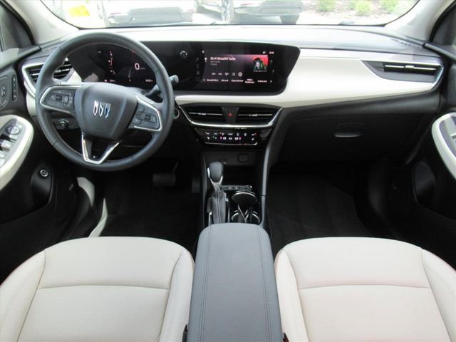2025 Buick Encore GX Avenir photo 11