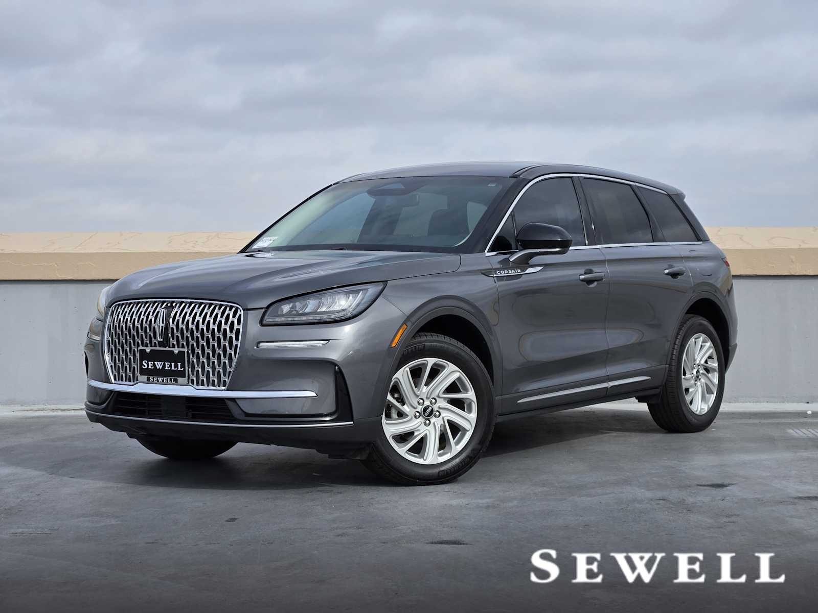 2023 Lincoln Corsair Base