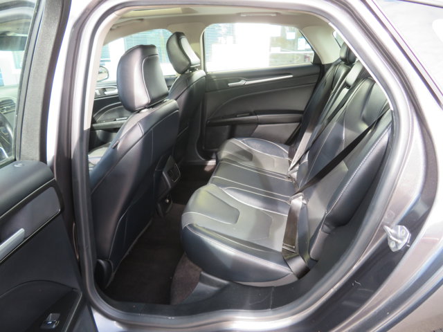 2020 Ford Fusion Titanium photo 18