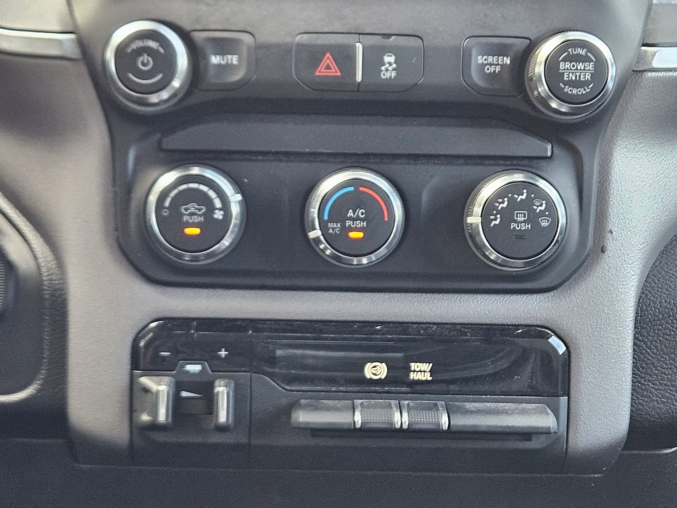 2024 Ram 3500 Big Horn photo 13