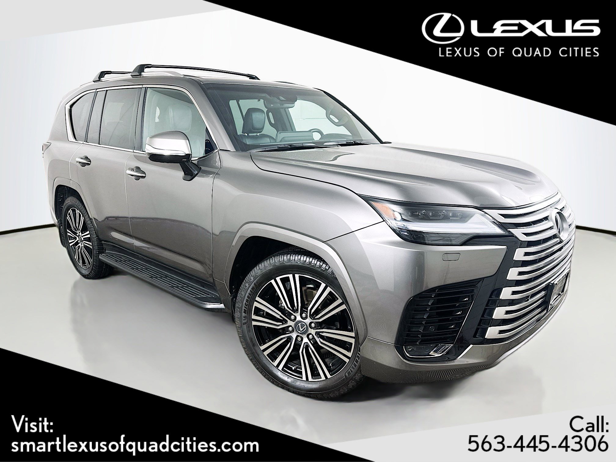 2022 Lexus LX Luxury's photo
