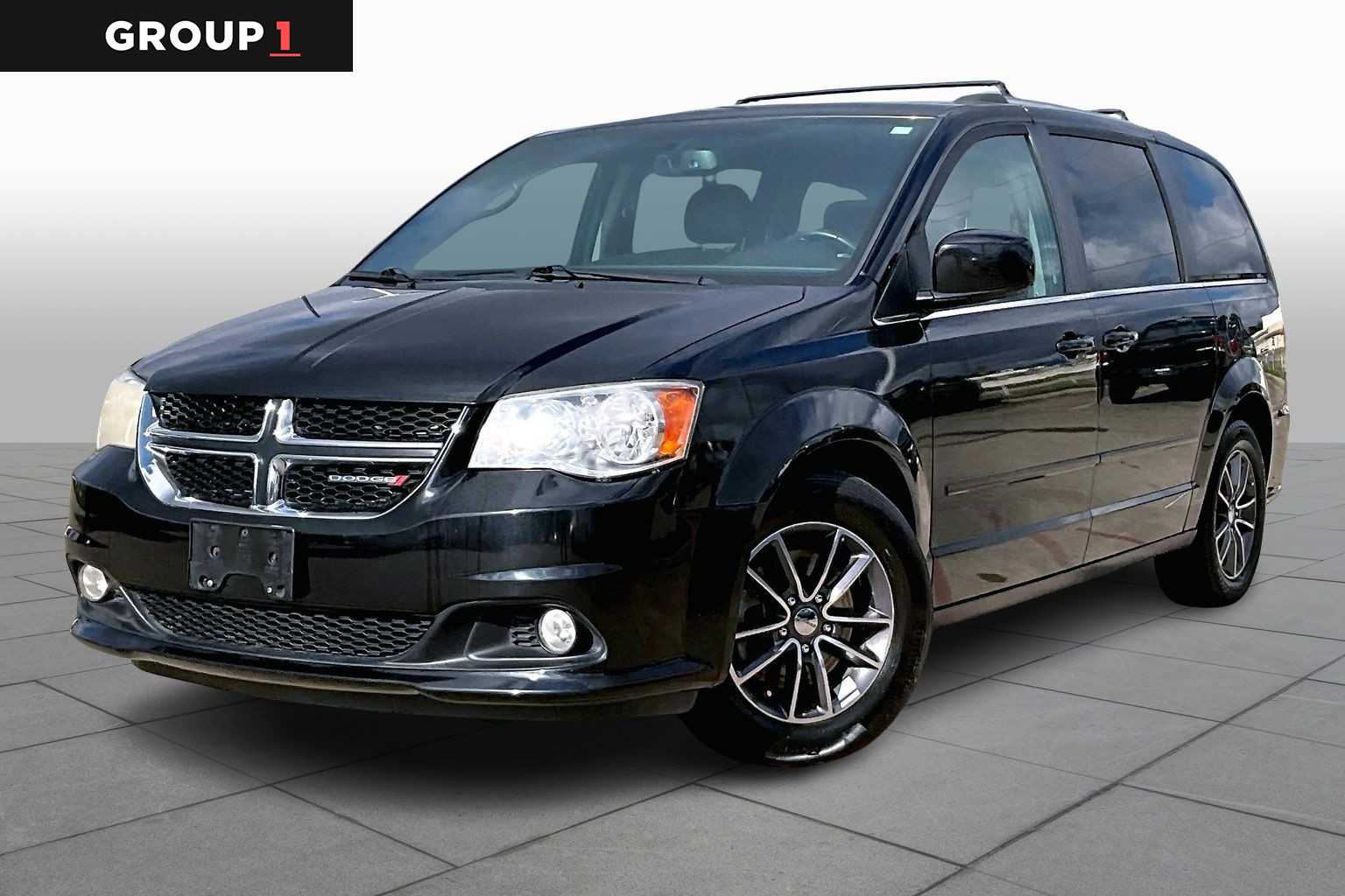 2017 Dodge Grand Caravan SXT's photo