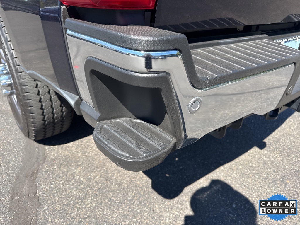2024 Ford F-350 Lariat photo 16