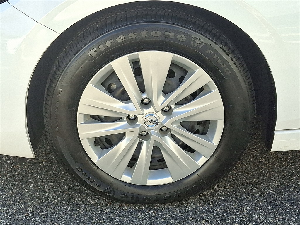 2023 Nissan Sentra S photo 27