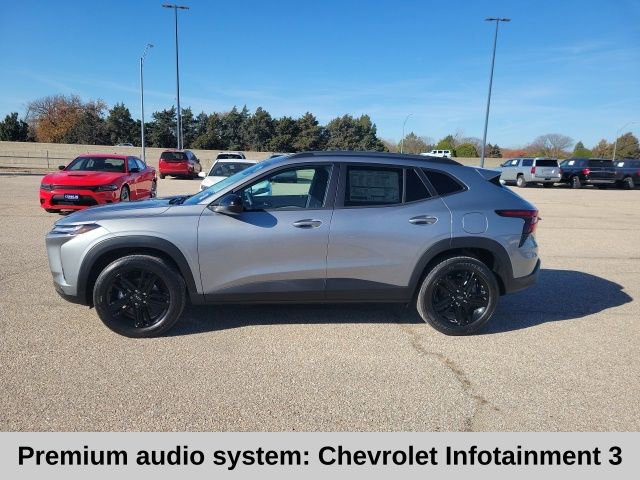 2026 Chevrolet Trax ACTIV photo 2