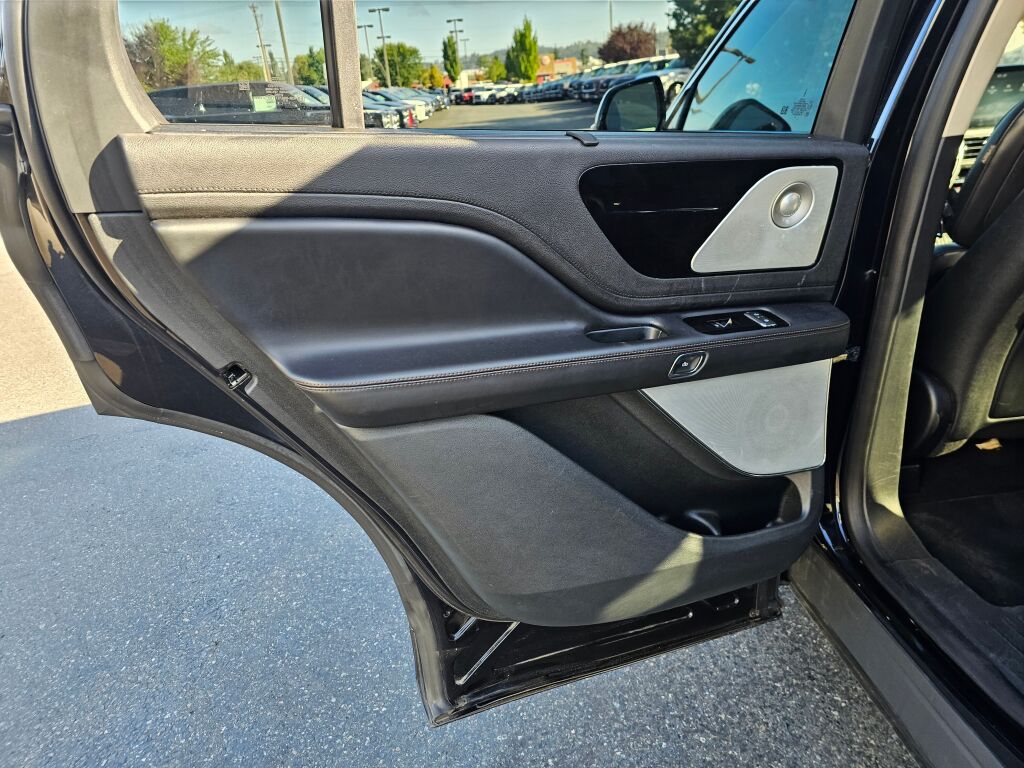 2020 Lincoln Aviator Grand Touring photo 21
