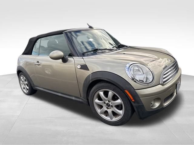 2009 MINI Cooper Base's photo