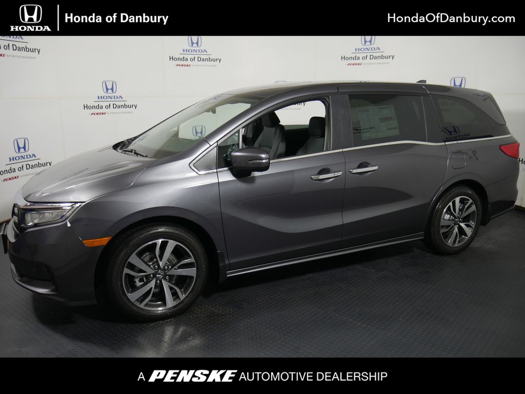 2026 Honda Odyssey Touring's photo