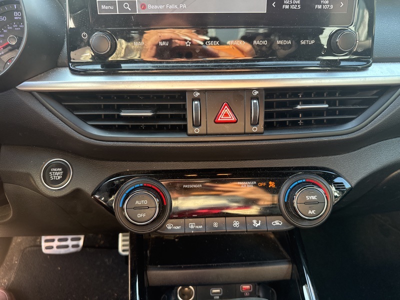 2023 Kia Forte GT-Line photo 15