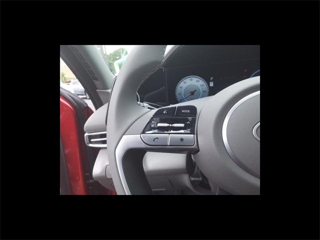 2024 Hyundai Elantra SEL photo 14